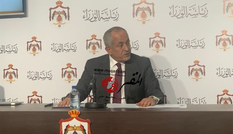 وزير الاعلام علي العايد