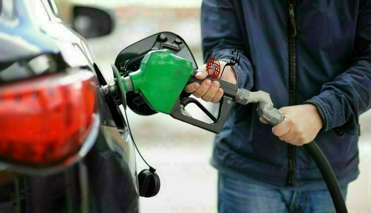 ‏رفع سعر البنزين بشقيه 10 فلسات و15 فلسا وتثبيت سعر الكاز لشهر آذار
