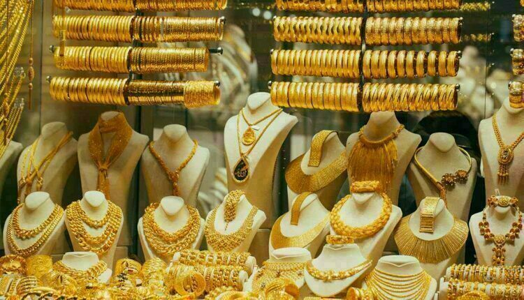 72.4 دينارا سعر غرام الذهب عيار 21 في السوق المحلية 72.4 دينارا سعر غرام الذهب عيار 21 في السوق المحلية