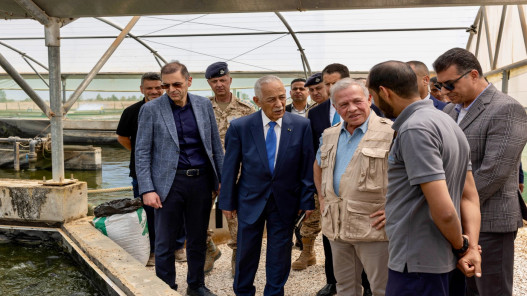 الملك يزور مشروع الجفر للاستزراع السمكي في البادية الجنوبية الملك يزور مشروع الجفر للاستزراع السمكي في البادية الجنوبية