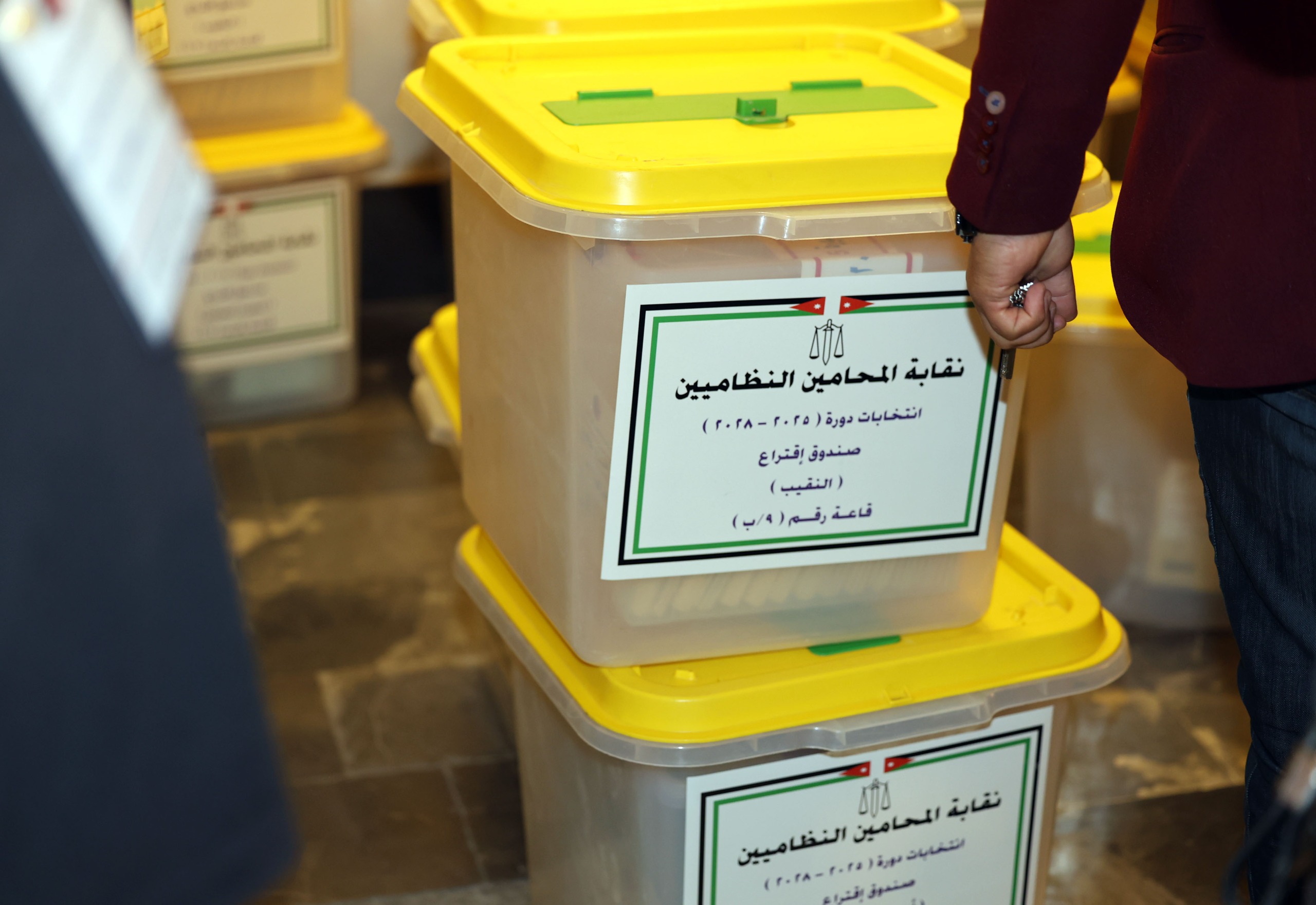 تمديد الاقتراع لانتخابات المحامين لغاية السابعة مساءً تمديد الاقتراع لانتخابات المحامين لغاية السابعة مساءً