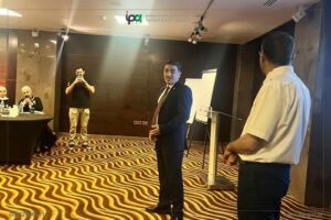 وزارة الاقتصاد الرقمي والريادة تواصل مشروع تطوير أداء موظفي مراكز الخدمات الحكومية في العقبة