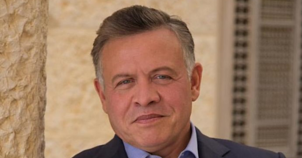 الملك يتبادل التهاني هاتفيًا مع العاهل البحريني بمناسبة عيد الأضحى الملك يتبادل التهاني هاتفيًا مع العاهل البحريني بمناسبة عيد الأضحى