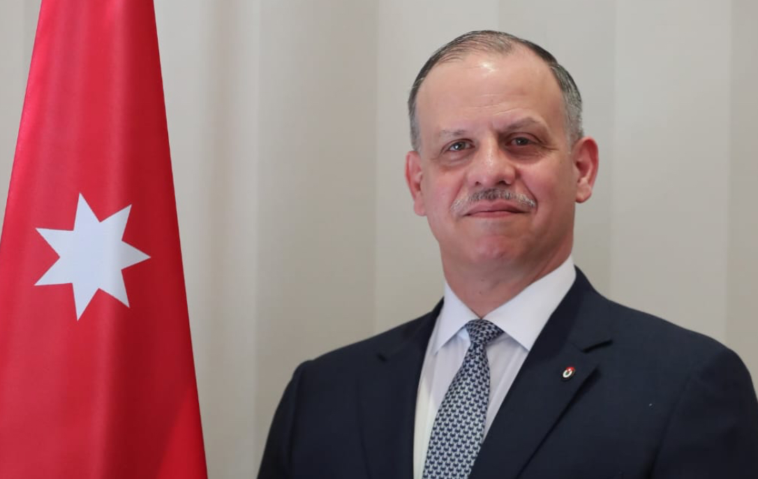 الأمير فيصل بن الحسين يؤدي اليمين الدستورية نائبا للملك الأمير فيصل بن الحسين يؤدي اليمين الدستورية نائبا للملك