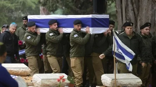 الجيش الإسرائيلي يعلن مقتل أحد جنوده وإصابة آخر في شمال قطاع غزة الجيش الإسرائيلي يعلن مقتل أحد جنوده وإصابة آخر في شمال قطاع غزة