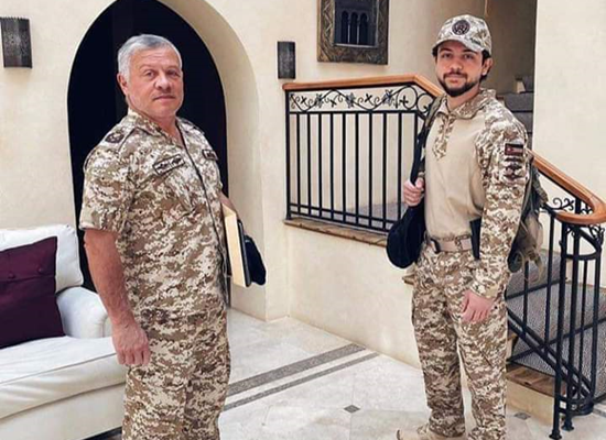 ولي العهد بعيد الجيش وذكرى الثورة: “و نمضي بالعز والفخر” ولي العهد بعيد الجيش وذكرى الثورة: “و نمضي بالعز والفخر”