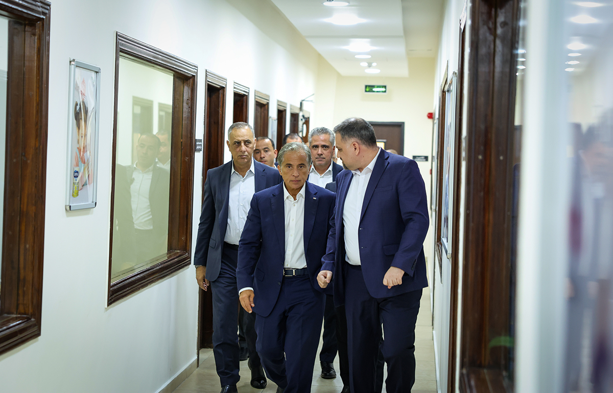 رئيس الوزراء يتفقد أربعة مواقع في لواء ناعور رئيس الوزراء يتفقد أربعة مواقع في لواء ناعور