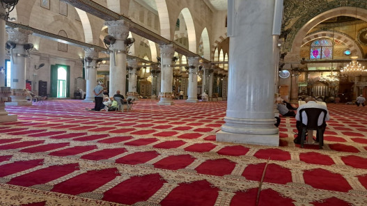 الاحتلال يغلق أبواب المسجد الأقصى ويمنع وصول المصلين للجمعة الثانية الاحتلال يغلق أبواب المسجد الأقصى ويمنع وصول المصلين للجمعة الثانية