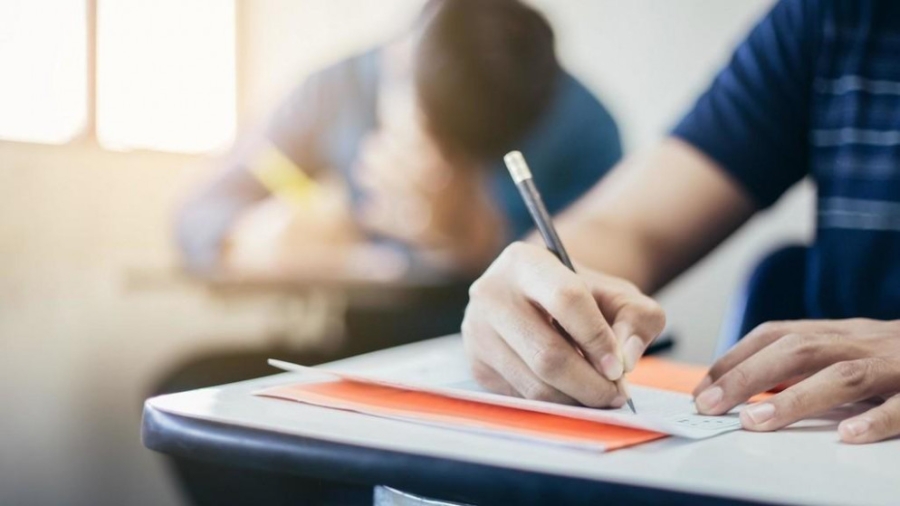 طلبة “التوجيهي” يتقدمون للامتحان الرابع غدا طلبة “التوجيهي” يتقدمون للامتحان الرابع غدا