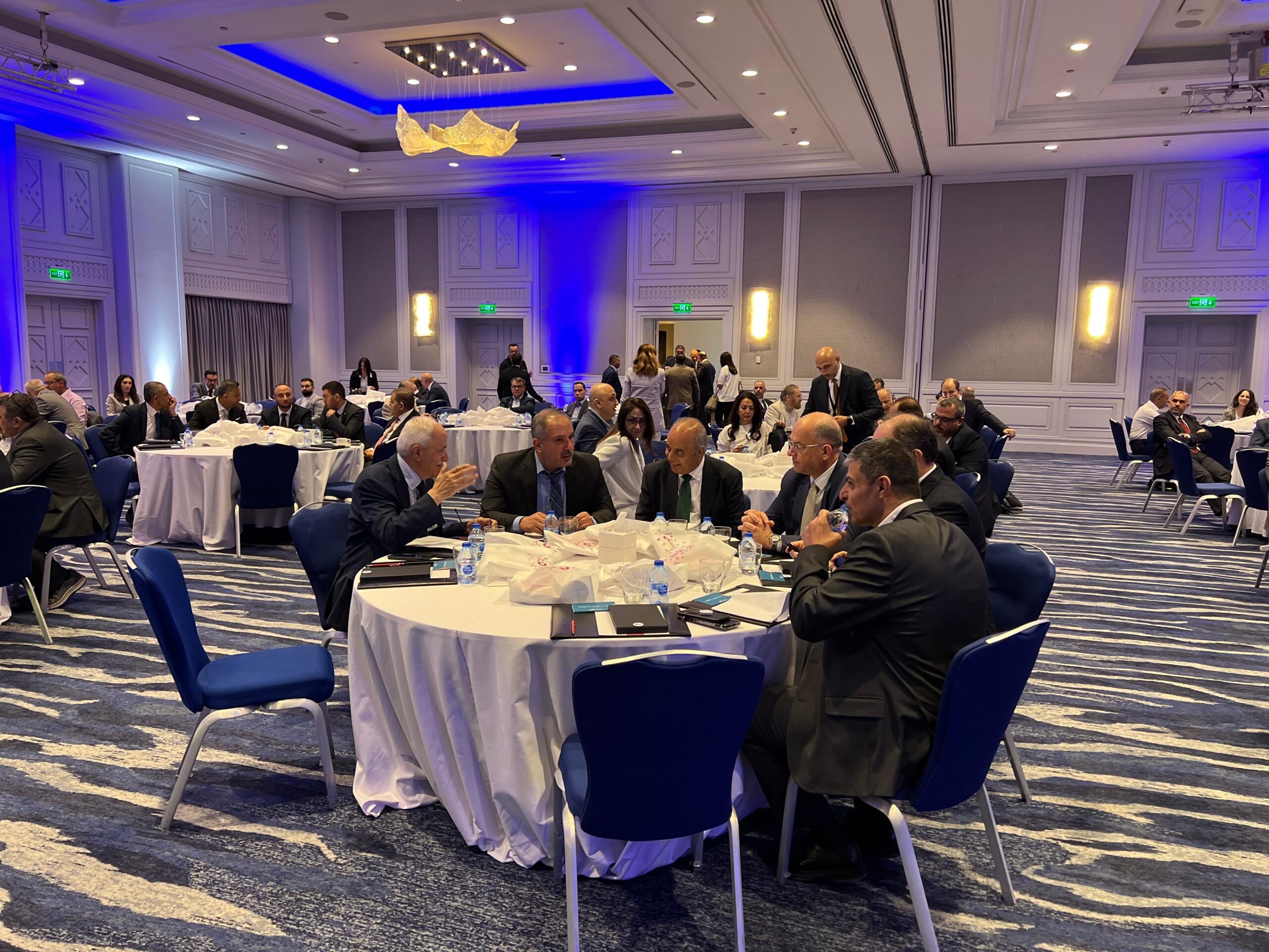 “إنتاج” تعقد جلسة حوارية مع وزير التعليم العالي لبحث مواءمة التعليم مع سوق العمل “إنتاج” تعقد جلسة حوارية مع وزير التعليم العالي لبحث مواءمة التعليم مع سوق العمل