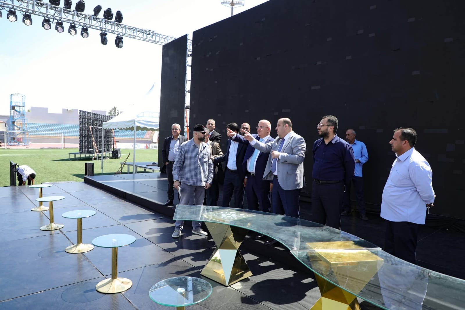 د. الحياري يتفقد الترتيبات النهائية لحفل تخريج الفوج السابع والعشرين من طلبة الجامعة الهاشمية