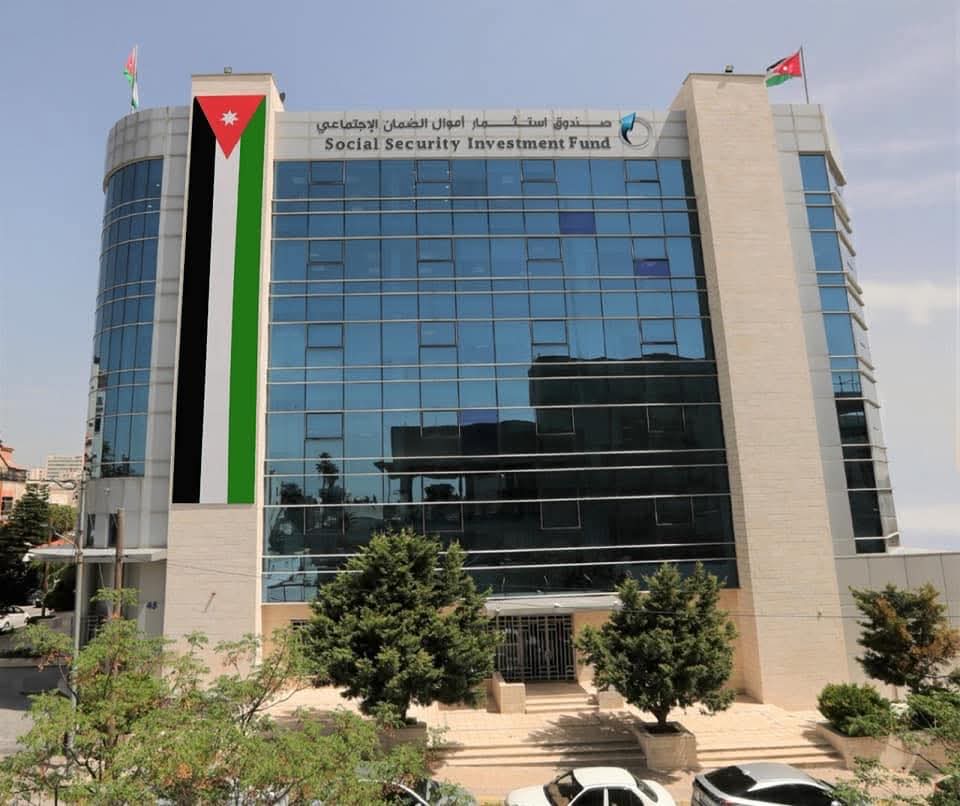 119% نسبة نمو الدخل الشامل ليصل الى 1.1 مليار دينار منها حوالي 591 تمثل صافي الدخل من المحافظ الاستثمارية 119% نسبة نمو الدخل الشامل ليصل الى 1.1 مليار دينار منها حوالي 591 تمثل صافي الدخل من المحافظ الاستثمارية