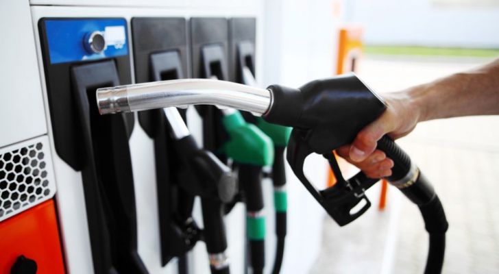 الطاقة: انخفاض أسعار البنزين وارتفاع الديزل والكاز عالميا الطاقة: انخفاض أسعار البنزين وارتفاع الديزل والكاز عالميا