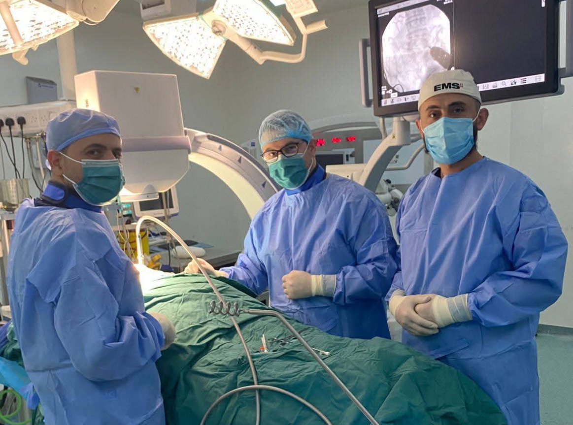 مستشفى الزرقاء الحكومي ينجز تدخلا نوعيا لعلاج آلام مزمنة في الظهر مستشفى الزرقاء الحكومي ينجز تدخلا نوعيا لعلاج آلام مزمنة في الظهر