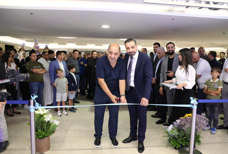 الوزير الهناندة يفتتح الفرع الخامس لأكشن موبايل في عمان داخل ستي مول الوزير الهناندة يفتتح الفرع الخامس لأكشن موبايل في عمان داخل ستي مول