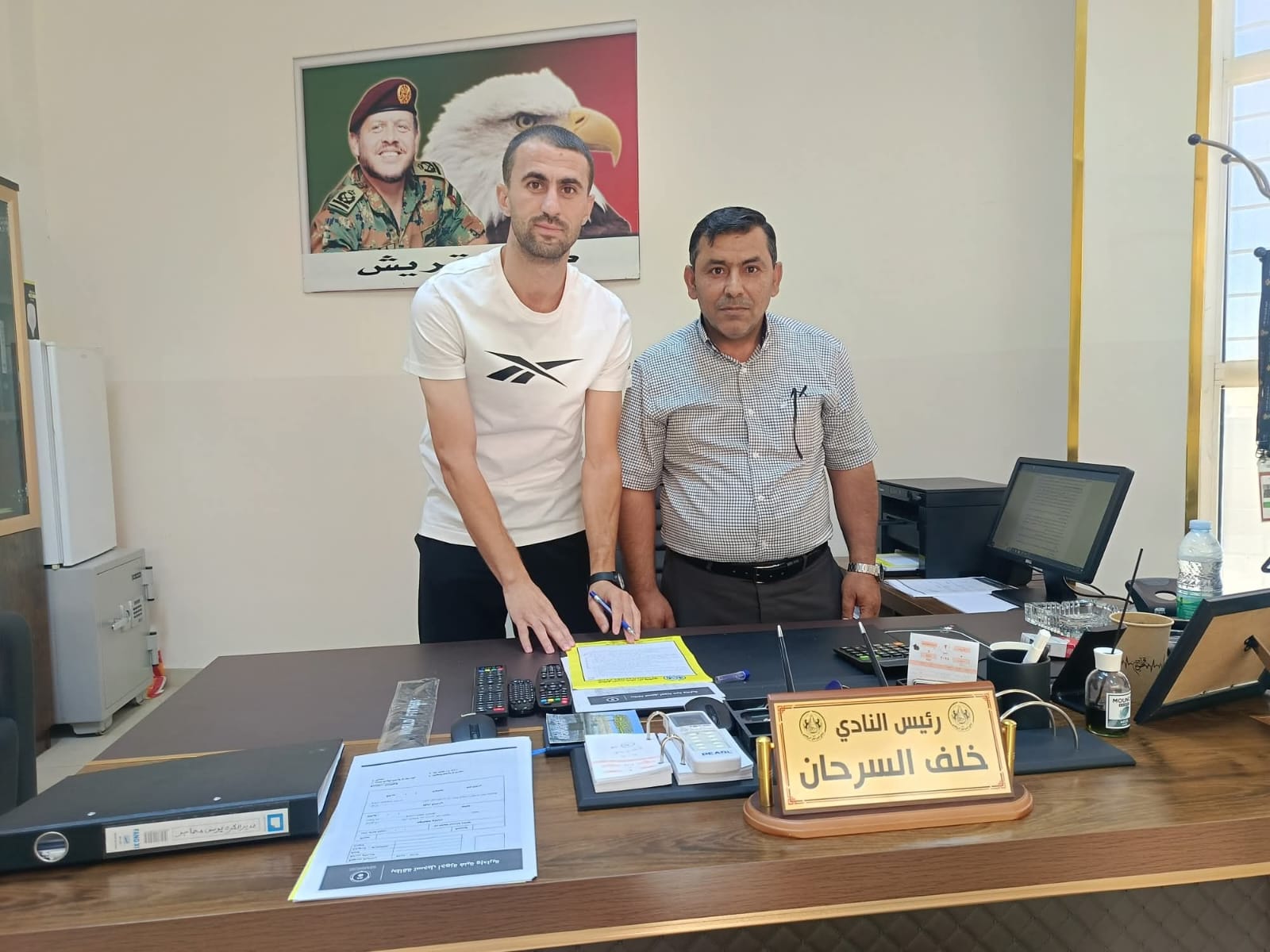 نادي السرحان يعزز صفوفه استعداداً لمشاركته بدوري كرة القدم نادي السرحان يعزز صفوفه استعداداً لمشاركته بدوري كرة القدم