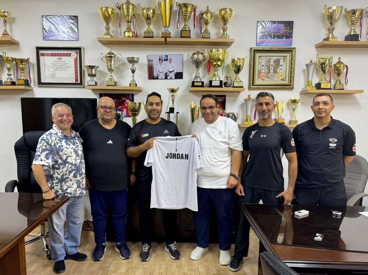 اتحاد الكراتيه يعيد تشكيل الجهاز الفني للمنتخب الوطني اتحاد الكراتيه يعيد تشكيل الجهاز الفني للمنتخب الوطني