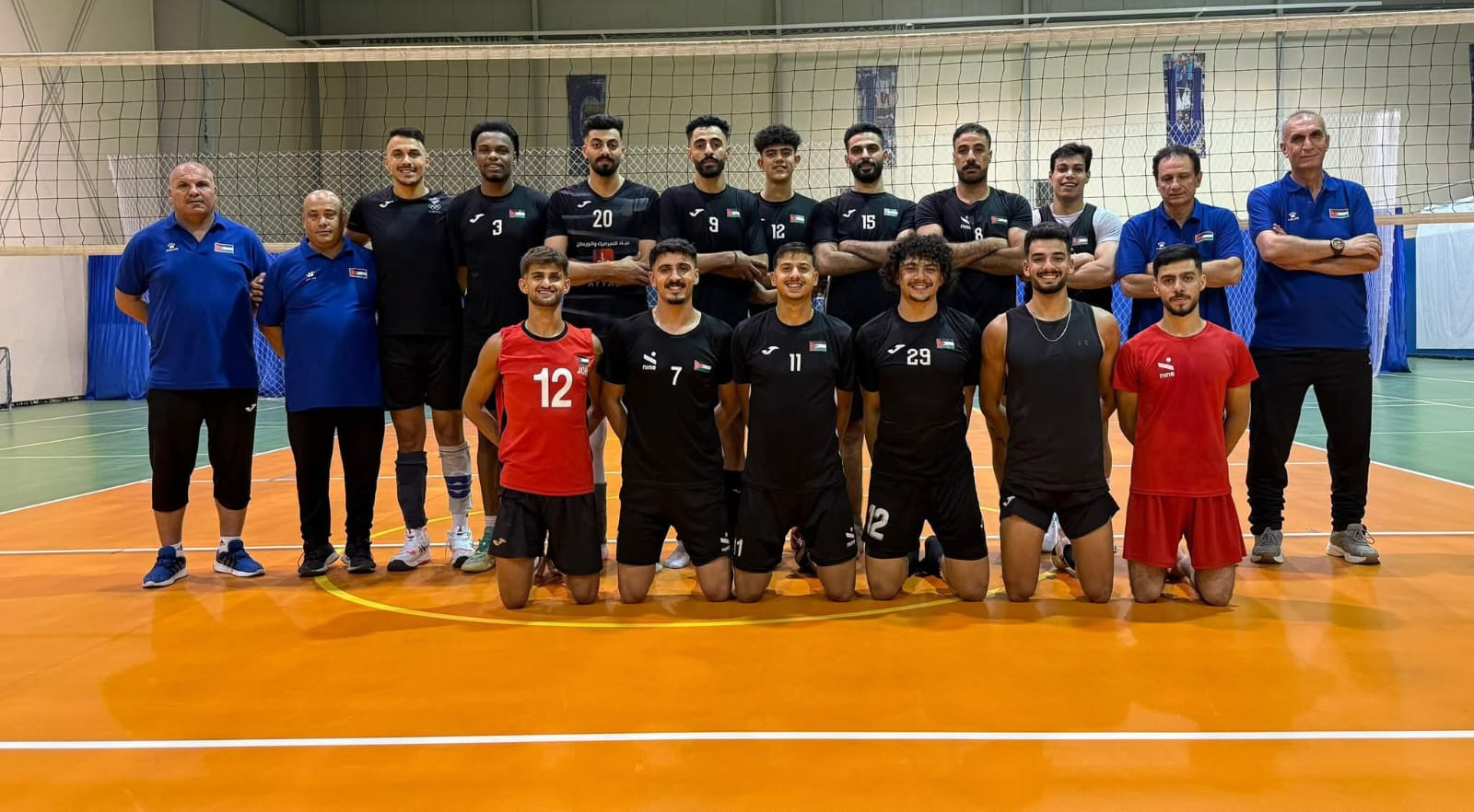 منتخب الطائرة يخسر أمام الإمارات في بطولة “غرب آسيا” منتخب الطائرة يخسر أمام الإمارات في بطولة “غرب آسيا”