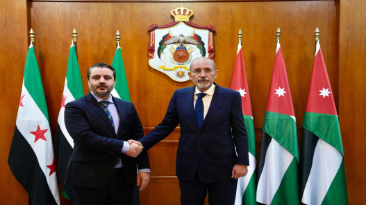 الأردن وسوريا يؤكدان ضرورة تثبيت وقف إطلاق النار في السويداء الأردن وسوريا يؤكدان ضرورة تثبيت وقف إطلاق النار في السويداء
