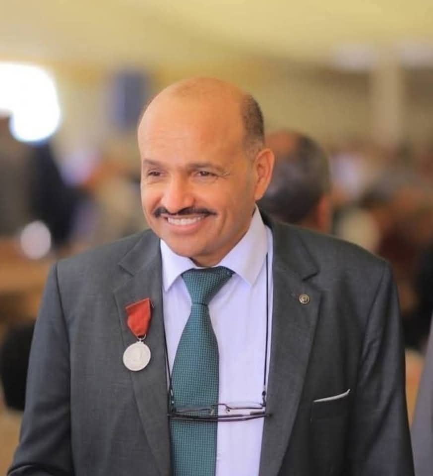 تعيين الدكتور خيرو ارشيد العرقان رئيس غرفة تجارة المفرق عضوا بلجنة مجلس المحافظة تعيين الدكتور خيرو ارشيد العرقان رئيس غرفة تجارة المفرق عضوا بلجنة مجلس المحافظة