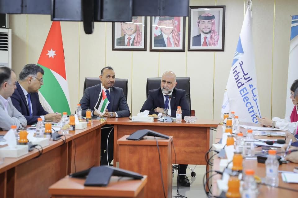 البطاينة يؤكد التزام “سيجري” الأردنية بدعم البحث العلمي في قطاع الطاقة البطاينة يؤكد التزام “سيجري” الأردنية بدعم البحث العلمي في قطاع الطاقة