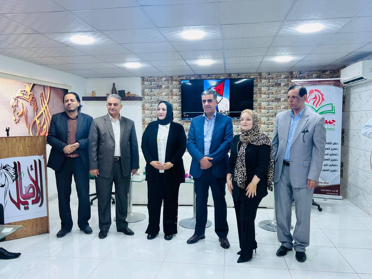الفايز يرعى حفل الفائزين بجائزة الموظف المميز بجمعية الأصايل للتمكين والتدريب الثقافي الفايز يرعى حفل الفائزين بجائزة الموظف المميز بجمعية الأصايل للتمكين والتدريب الثقافي