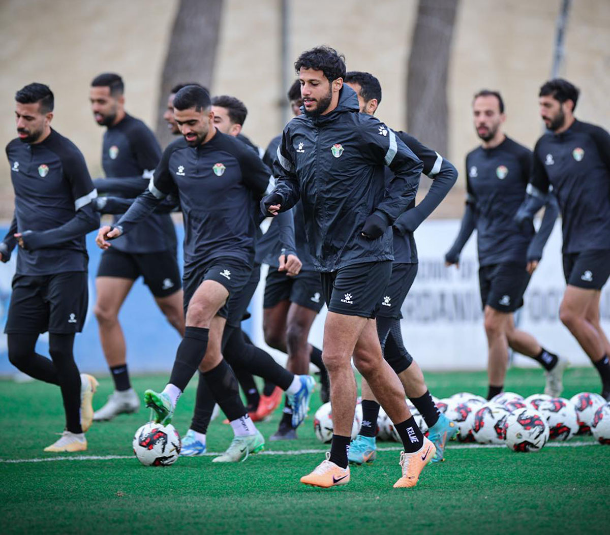 تأهل المنتخب لكأس العالم يحفز اللاعبين مع انطلاقة الدوري الكروي تأهل المنتخب لكأس العالم يحفز اللاعبين مع انطلاقة الدوري الكروي