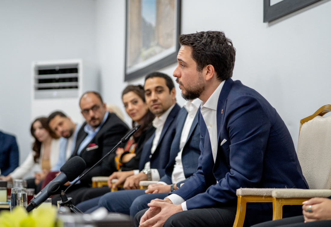 ولي العهد يعلن عن إعادة تفعيل برنامج خدمة العلم قريبا ولي العهد يعلن عن إعادة تفعيل برنامج خدمة العلم قريبا