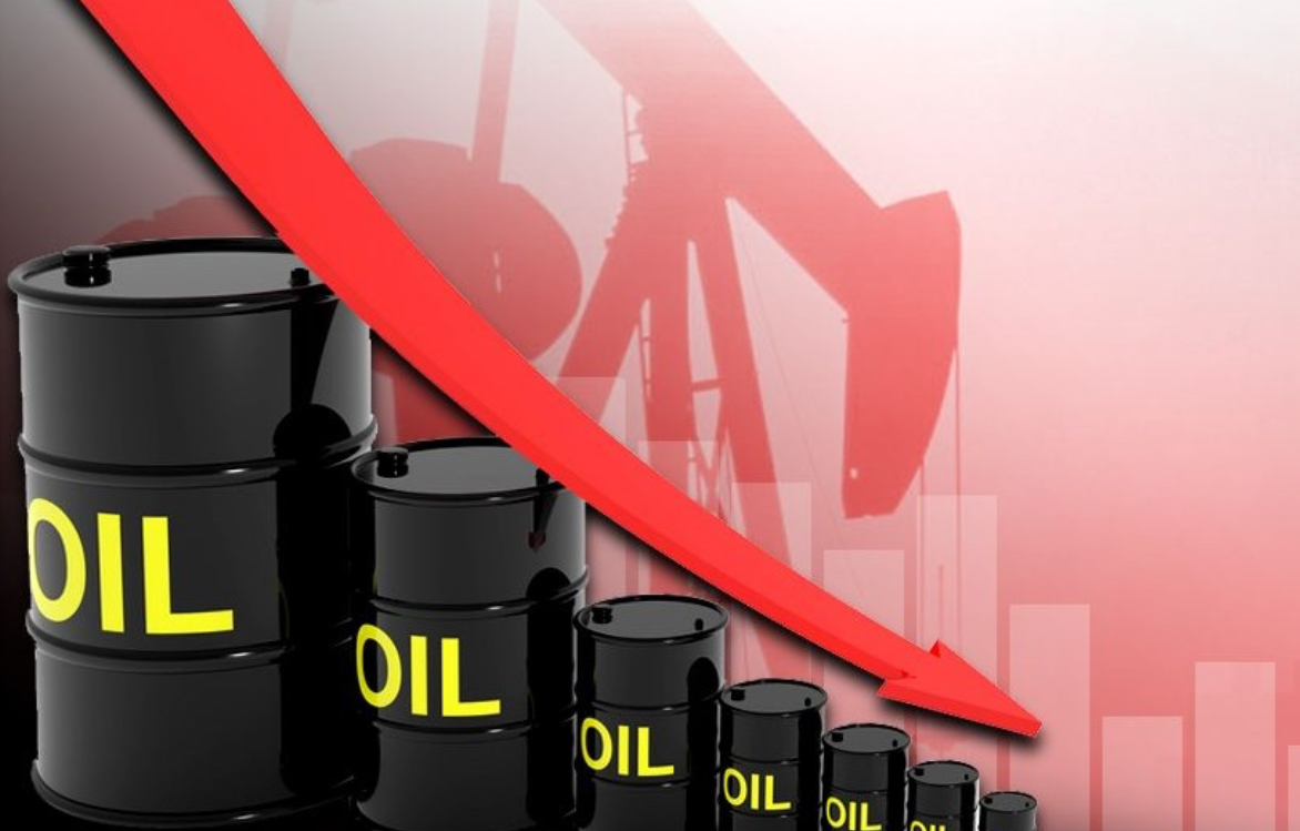 انخفاض أسعار النفط عالميا انخفاض أسعار النفط عالميا