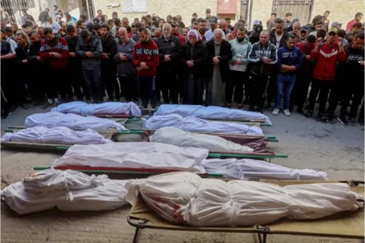 83 شهيدًا في قطاع غزة خلال 24 ساعة 83 شهيدًا في قطاع غزة خلال 24 ساعة