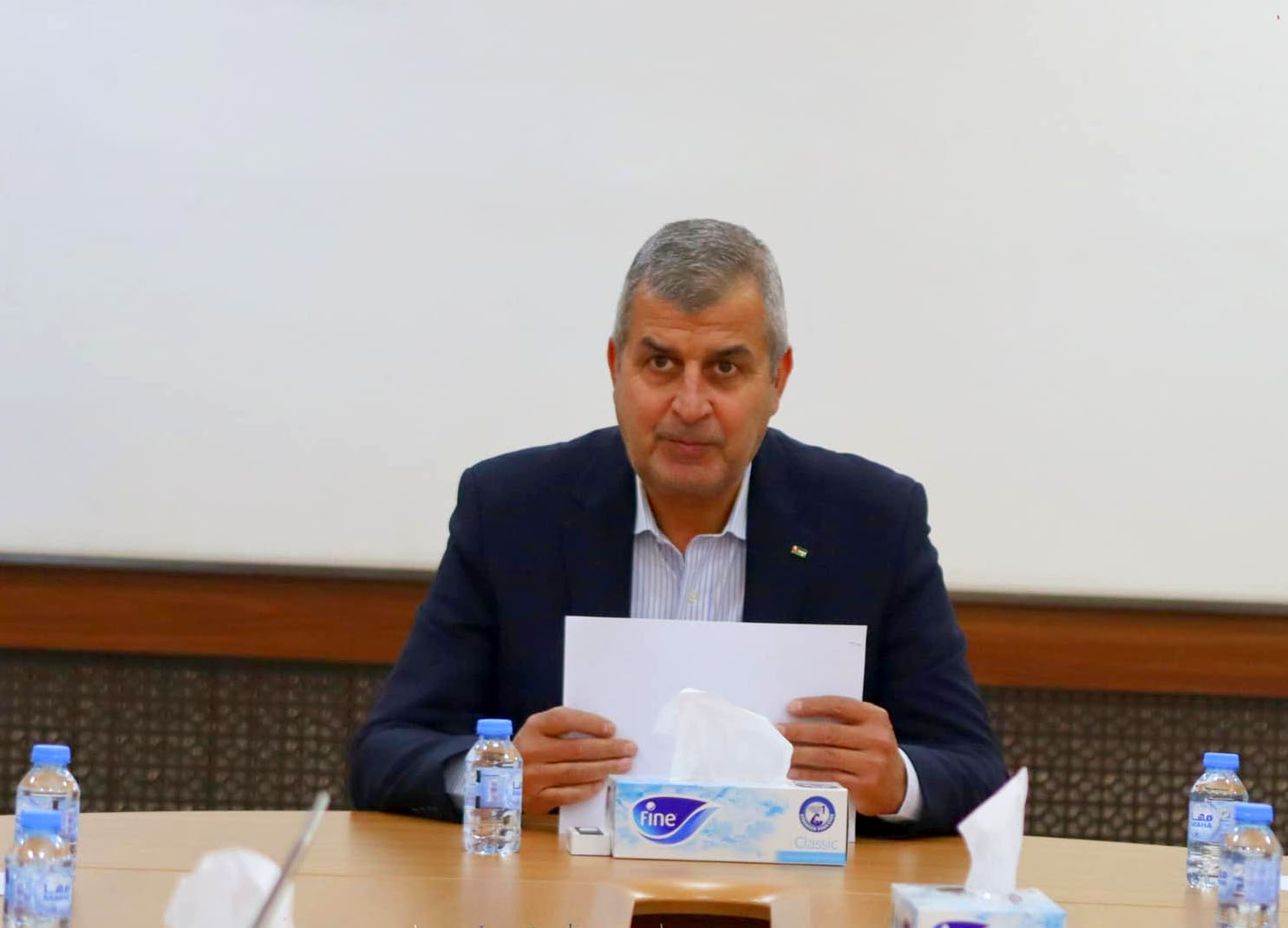 الخرابشة يؤكد أهمية الالتزام بمستهدفات رؤية التحديث الاقتصادي الخرابشة يؤكد أهمية الالتزام بمستهدفات رؤية التحديث الاقتصادي