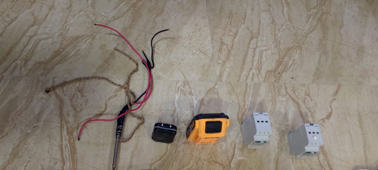 المنطقة العسكرية الشرقية تحبط محاولة تهريب كمية من المخدرات محملة بواسطة بالونات موجهة