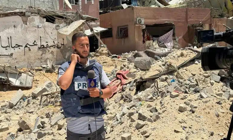 بعد استشهاد 242 صحفيًا.. منظمات حقوقية تطالب باعتقال مسؤولين إسرائيليين بعد استشهاد 242 صحفيًا.. منظمات حقوقية تطالب باعتقال مسؤولين إسرائيليين