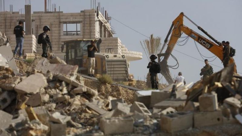 الاحتلال يصعد من انتهاكاته في القدس والضفة الاحتلال يصعد من انتهاكاته في القدس والضفة