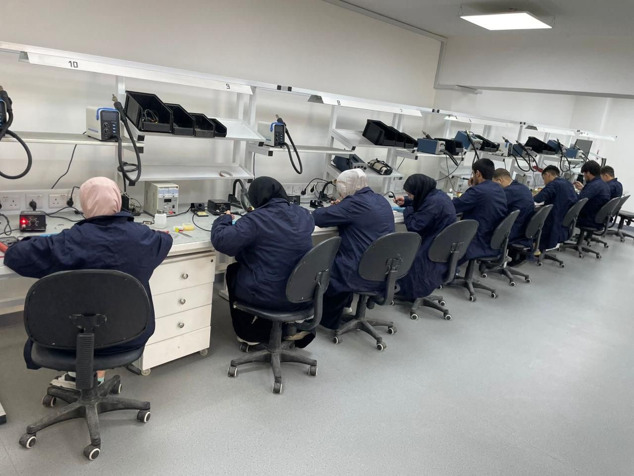 شركة زين تُطلق دورات مجانية جديدة للتدريب على صيانة الأجهزة الخلوية وأجهزة الألعاب الإلكترونية