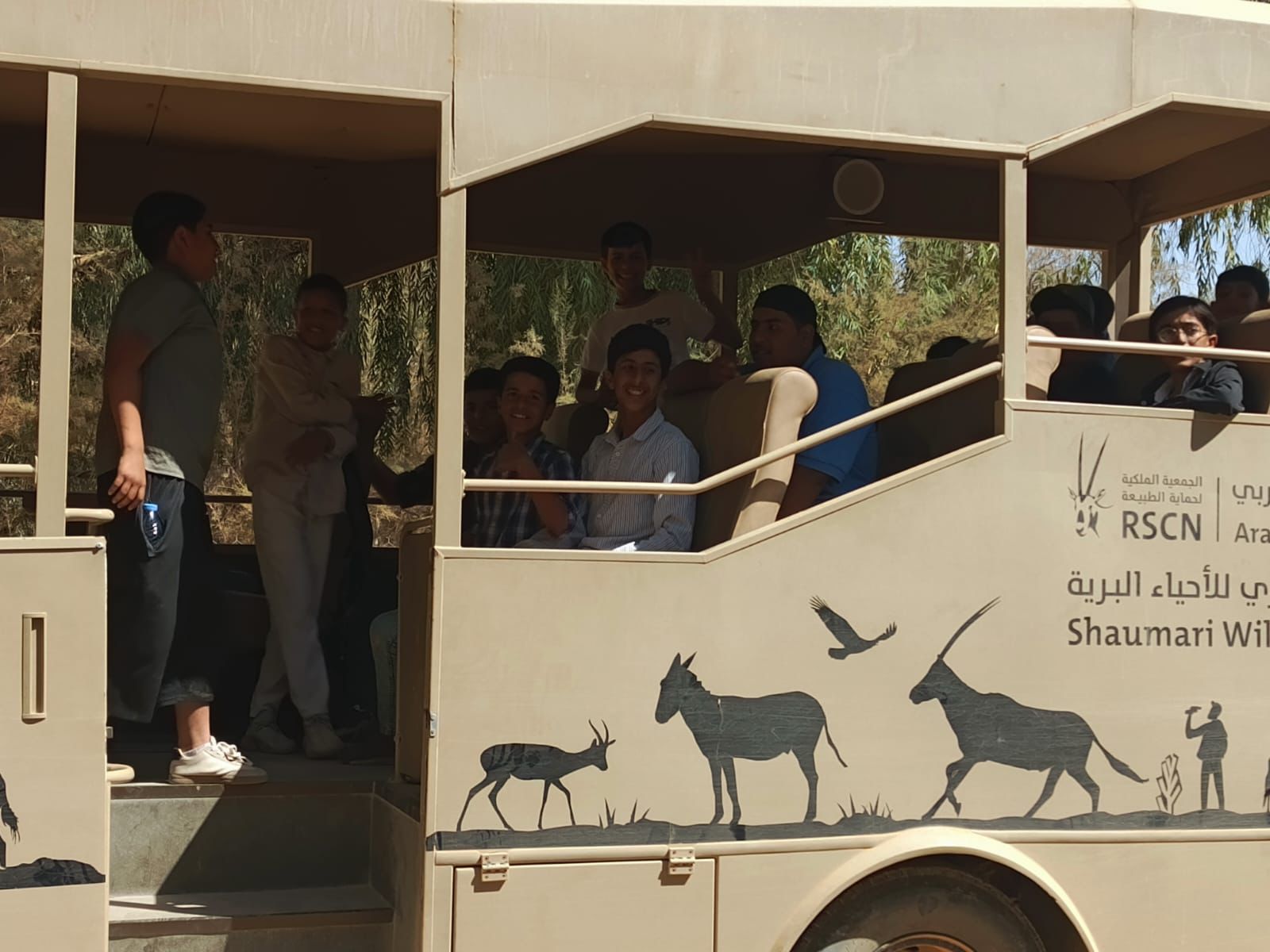 مركز شباب الدفيانة ينظم زيارة إلى محمية الشومري البرية وقلعة الأزرق