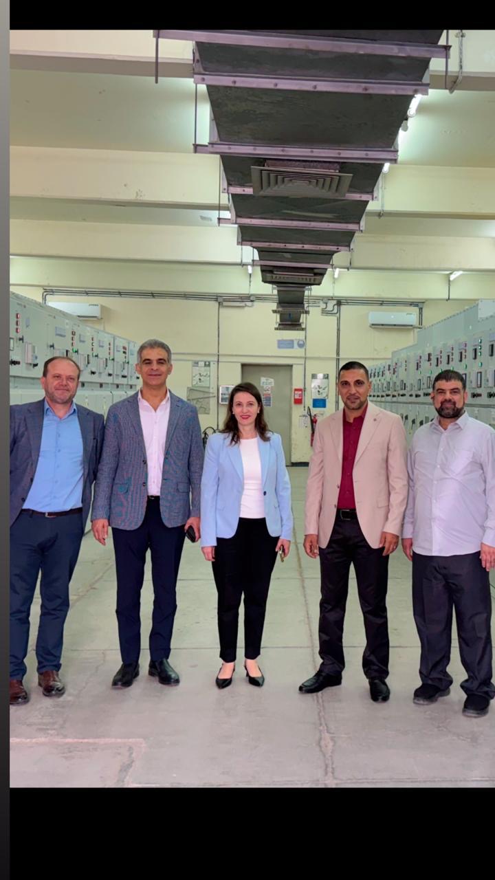 الرحاحلة يعقد اجتماعًا في العقبة لبحث خطط شركة توزيع الكهرباء لتحديث البنية التحتية وإنشاء محطة تحويل جديدة