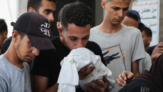 50 شهيدا في غزة منذ فجر الأحد 50 شهيدا في غزة منذ فجر الأحد