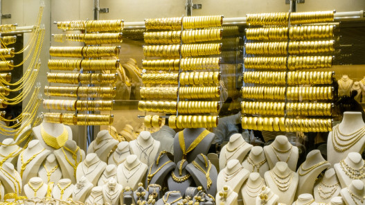 أسعار الذهب عيار 21 تقفز محليا إلى 73.5 دينارا للغرام أسعار الذهب عيار 21 تقفز محليا إلى 73.5 دينارا للغرام