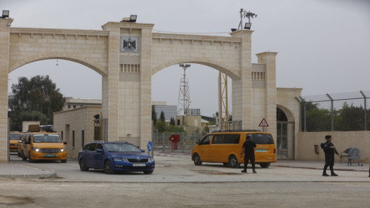 المعابر الفلسطينية: معبر الكرامة مغلق أمام حركة المسافرين المعابر الفلسطينية: معبر الكرامة مغلق أمام حركة المسافرين