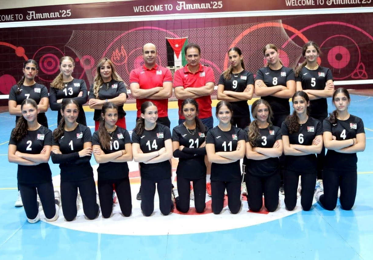 المنتخب الوطني للناشئات للكرة الطائرة يعسكر في سلوفينيا المنتخب الوطني للناشئات للكرة الطائرة يعسكر في سلوفينيا