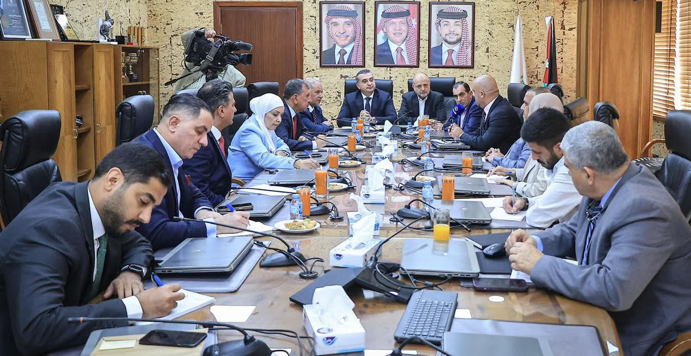 الطاقة النيابية تزور شركة مصفاة البترول الأردنية وتطلع على واقع العمل فيها الطاقة النيابية تزور شركة مصفاة البترول الأردنية وتطلع على واقع العمل فيها