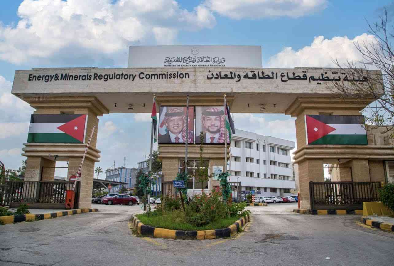 “هيئة الطاقة” تتلقى 1076 طلبا للحصول على تراخيص خلال آب الماضي “هيئة الطاقة” تتلقى 1076 طلبا للحصول على تراخيص خلال آب الماضي