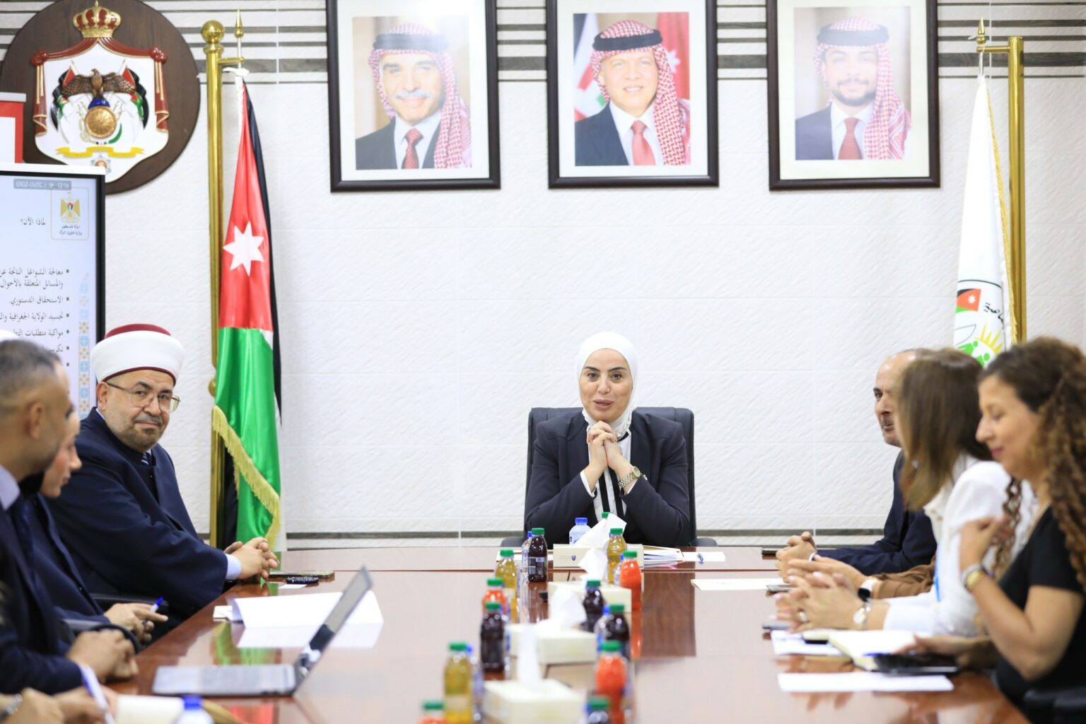 وزيرة التنمية الاجتماعية تبحث مع وفد فلسطيني تعزيز التعاون وزيرة التنمية الاجتماعية تبحث مع وفد فلسطيني تعزيز التعاون