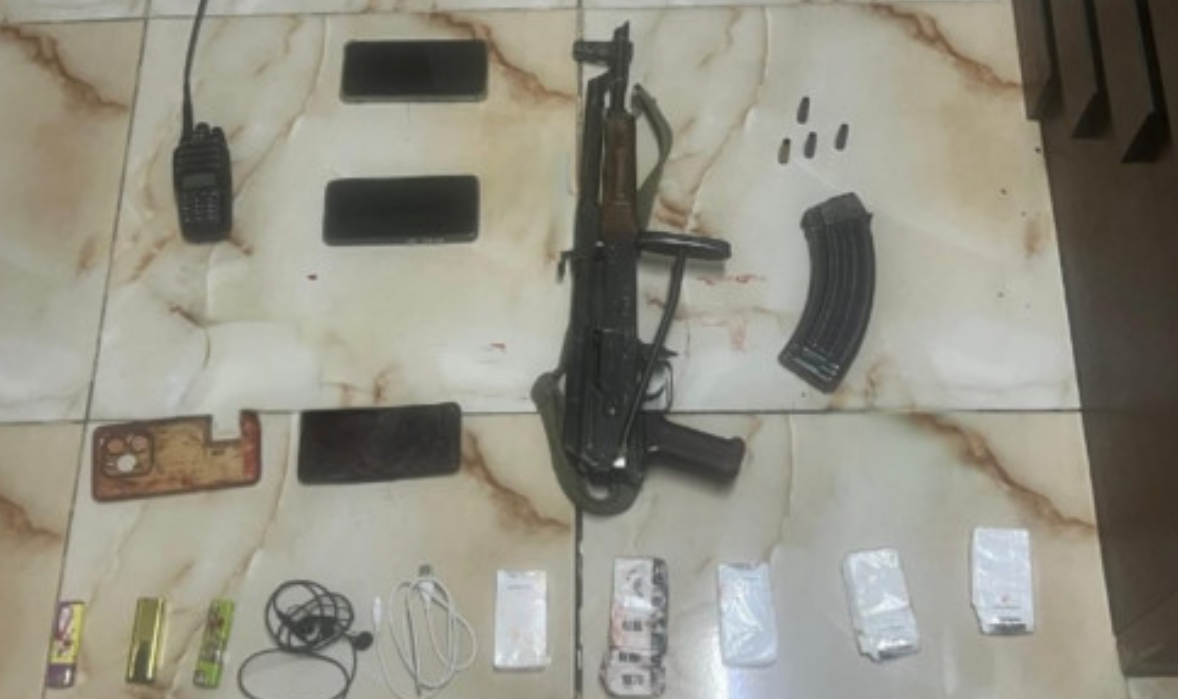 الجيش: مقتل 3 أشخاص حاولوا التسلل عبر الحدود الأردنية بطريقة غير مشروعة الجيش: مقتل 3 أشخاص حاولوا التسلل عبر الحدود الأردنية بطريقة غير مشروعة