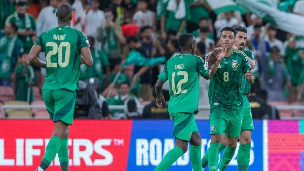 السعودية تقترب من التأهل للمونديال بفوز صعب على إندونيسيا السعودية تقترب من التأهل للمونديال بفوز صعب على إندونيسيا