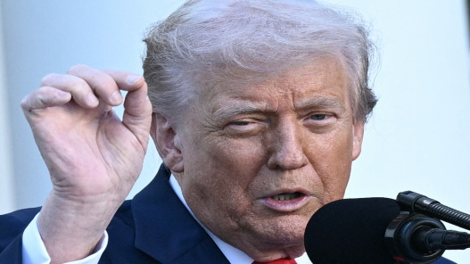 ترامب يلوح بعودة القتال في غزة إذا لم تلتزم حماس ترامب يلوح بعودة القتال في غزة إذا لم تلتزم حماس