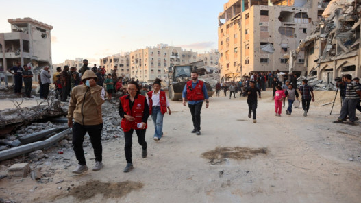 صحة غزة تتسلم جثامين 15 فلسطينيا من الصليب الأحمر صحة غزة تتسلم جثامين 15 فلسطينيا من الصليب الأحمر