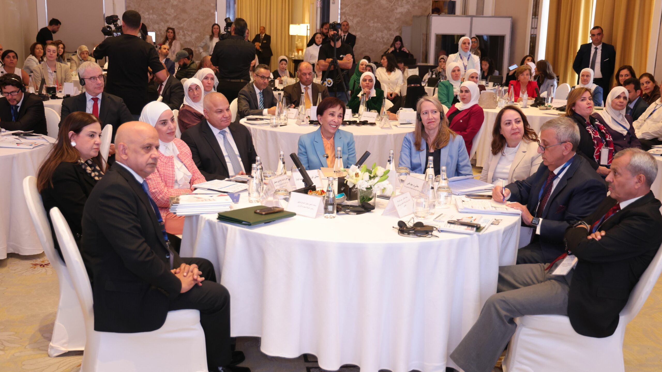 الأميرة بسمة: الإنصاف في الأجور بين الجنسين يحقق النمو ويُسرّع وتيرة التطور والازدهار الأميرة بسمة: الإنصاف في الأجور بين الجنسين يحقق النمو ويُسرّع وتيرة التطور والازدهار
