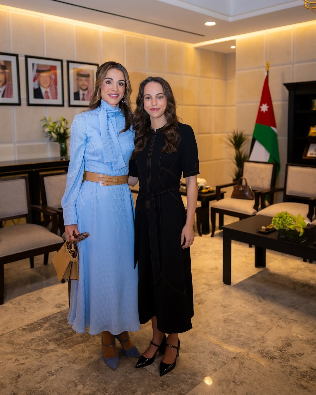الملكة رانيا العبدالله: الله يحميك سيدنا الملكة رانيا العبدالله: الله يحميك سيدنا